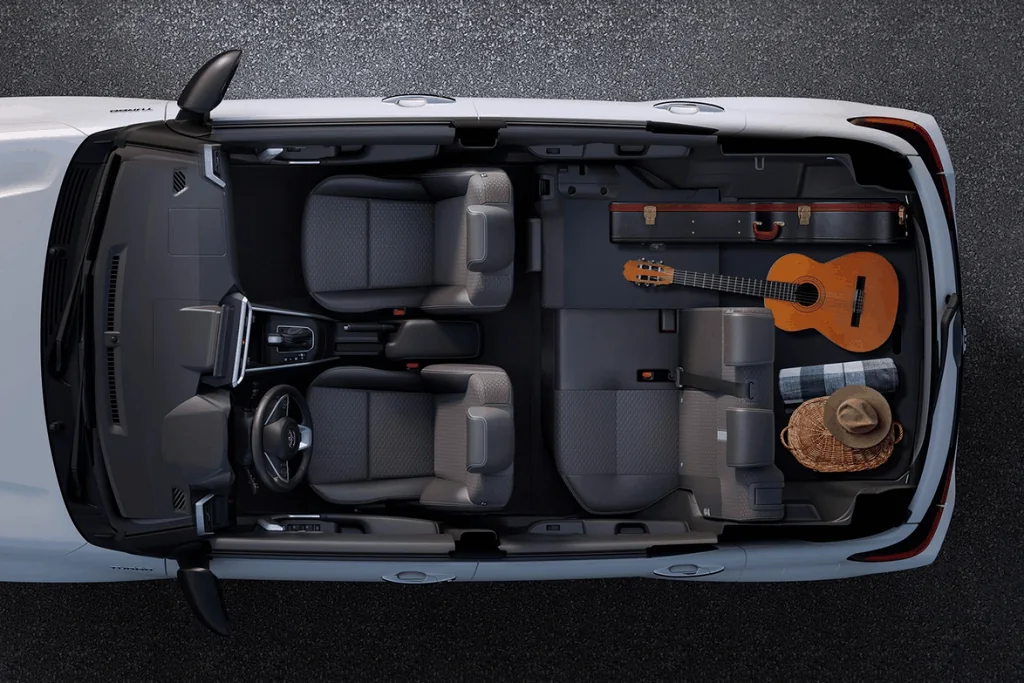 Raize: Amazingly specious interior