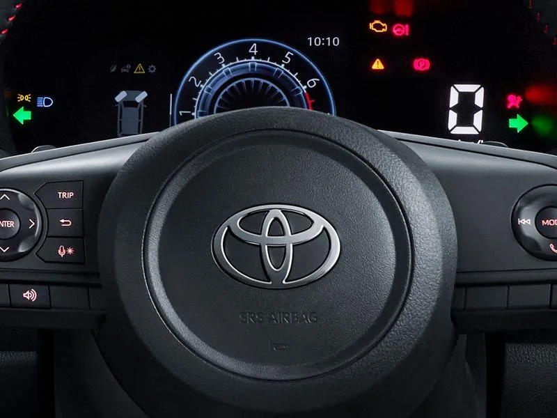 SRS Airbags indication on the steering wheel of a Toyota Agya